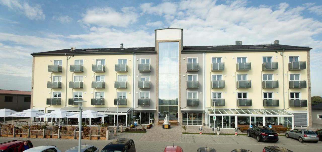 Stadthotel Donauwörth Exterior foto
